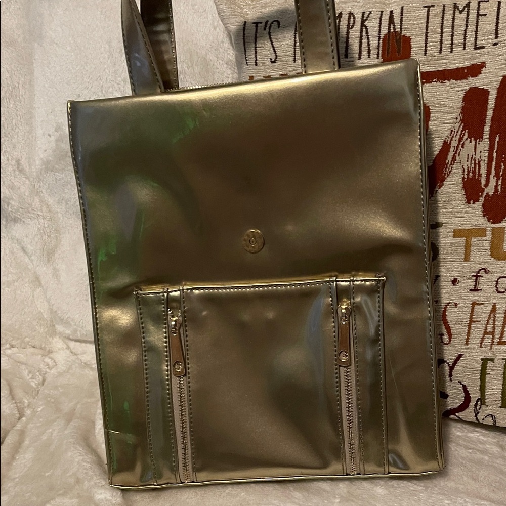 Stylish Gold Tote Bag - Picture 4 of 12